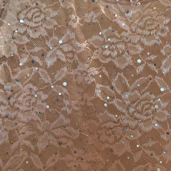 Shimmery Gold Lace Blouse - Picture 3 of 10